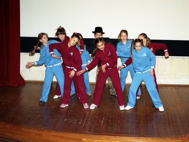 2008
